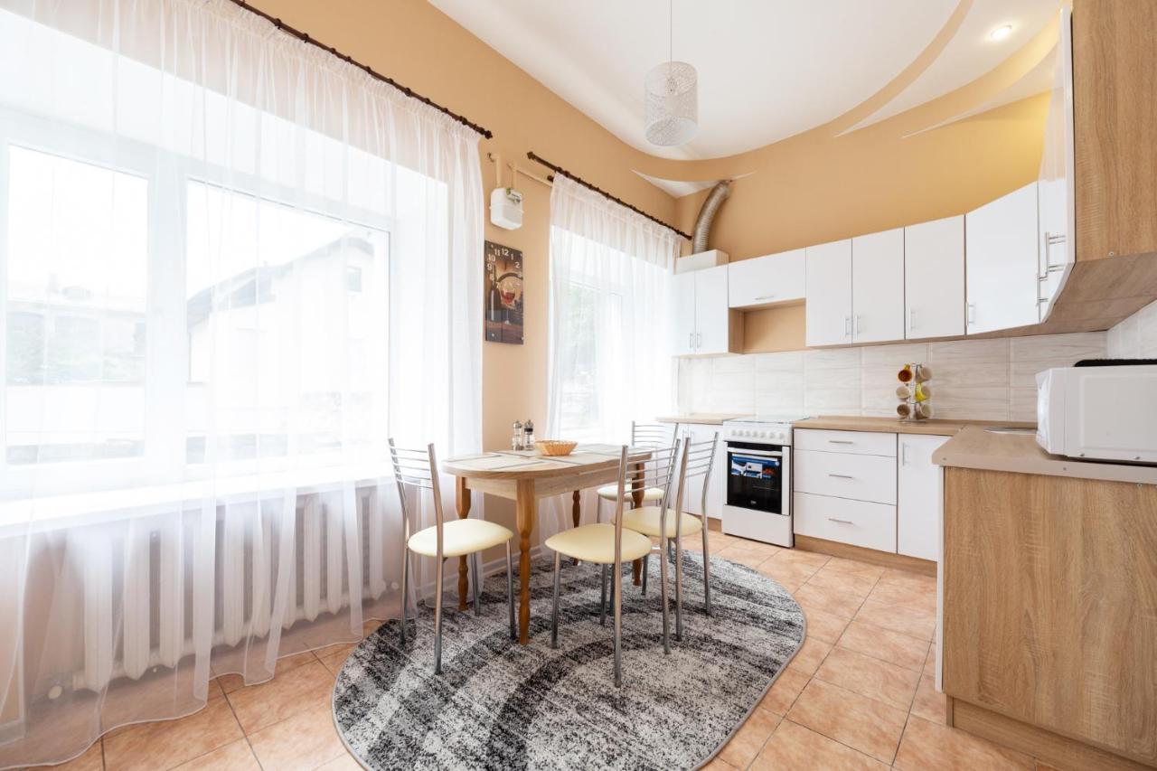 Apartment Center Of Odessa Ngoại thất bức ảnh