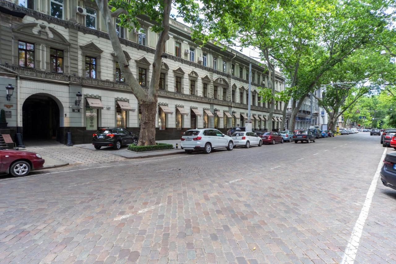 Apartment Center Of Odessa Ngoại thất bức ảnh